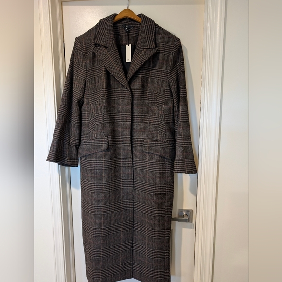Brand NWT Banana Republic Black, Brown, Tan And Black Winter Coat - Picture 2 of 8